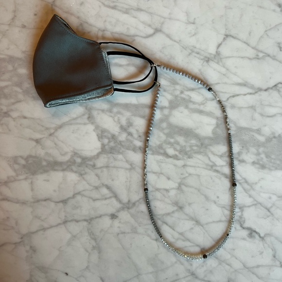 Beaded Face Mask Chain - Picture 3 of 6